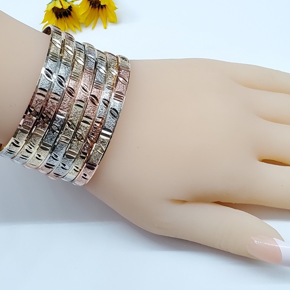 7 Bracelets set gold plated. Tricolor. Semanario. - Picture 4 of 8